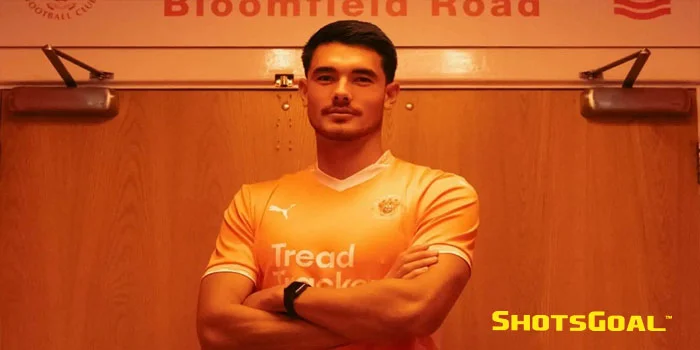 Manajer-Blackpool-Beri-Sinyal-Tunda-Debut-Elkan-Baggott