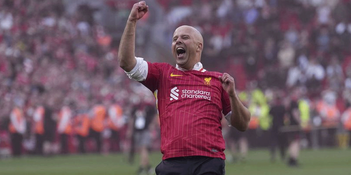 Pelatih Terbaik Premier League 2024/2025? Arne Slot Muncul sebagai Favorit Utama!